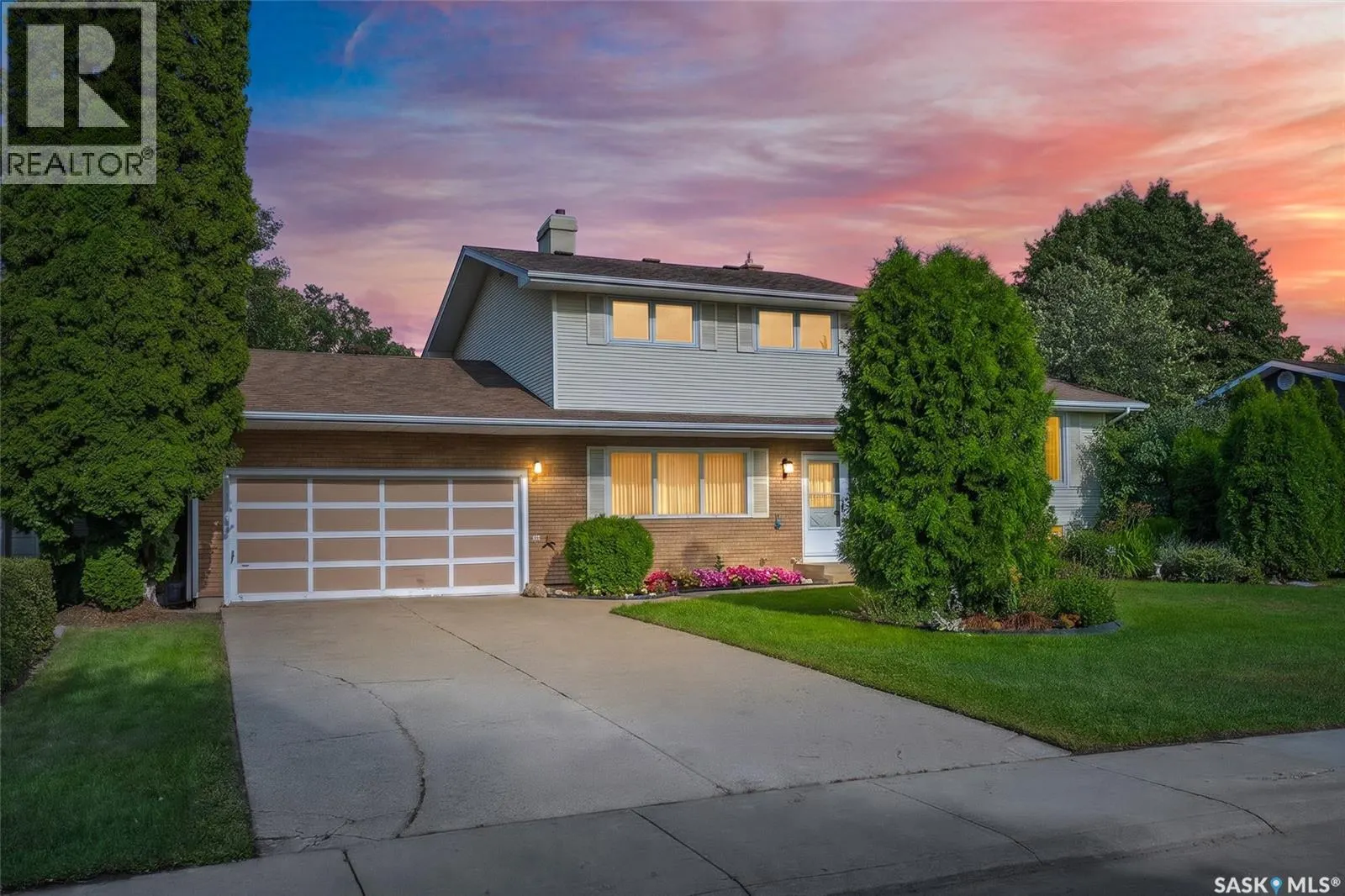 15 Harvard CRESCENT