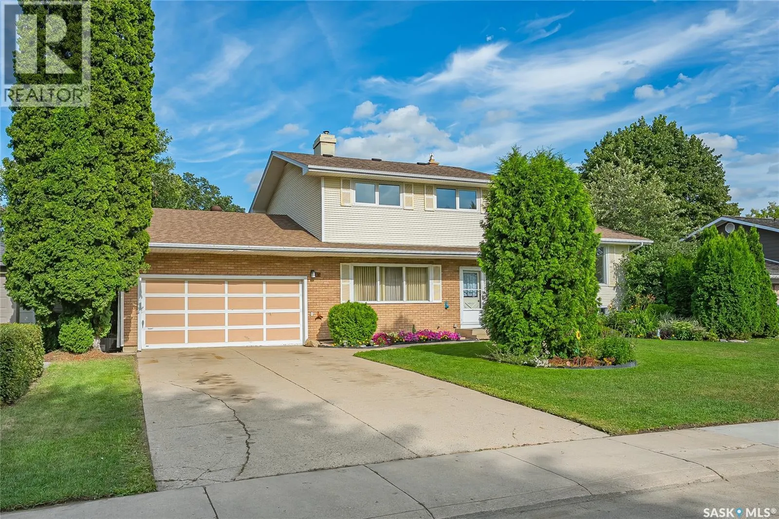 15 Harvard CRESCENT