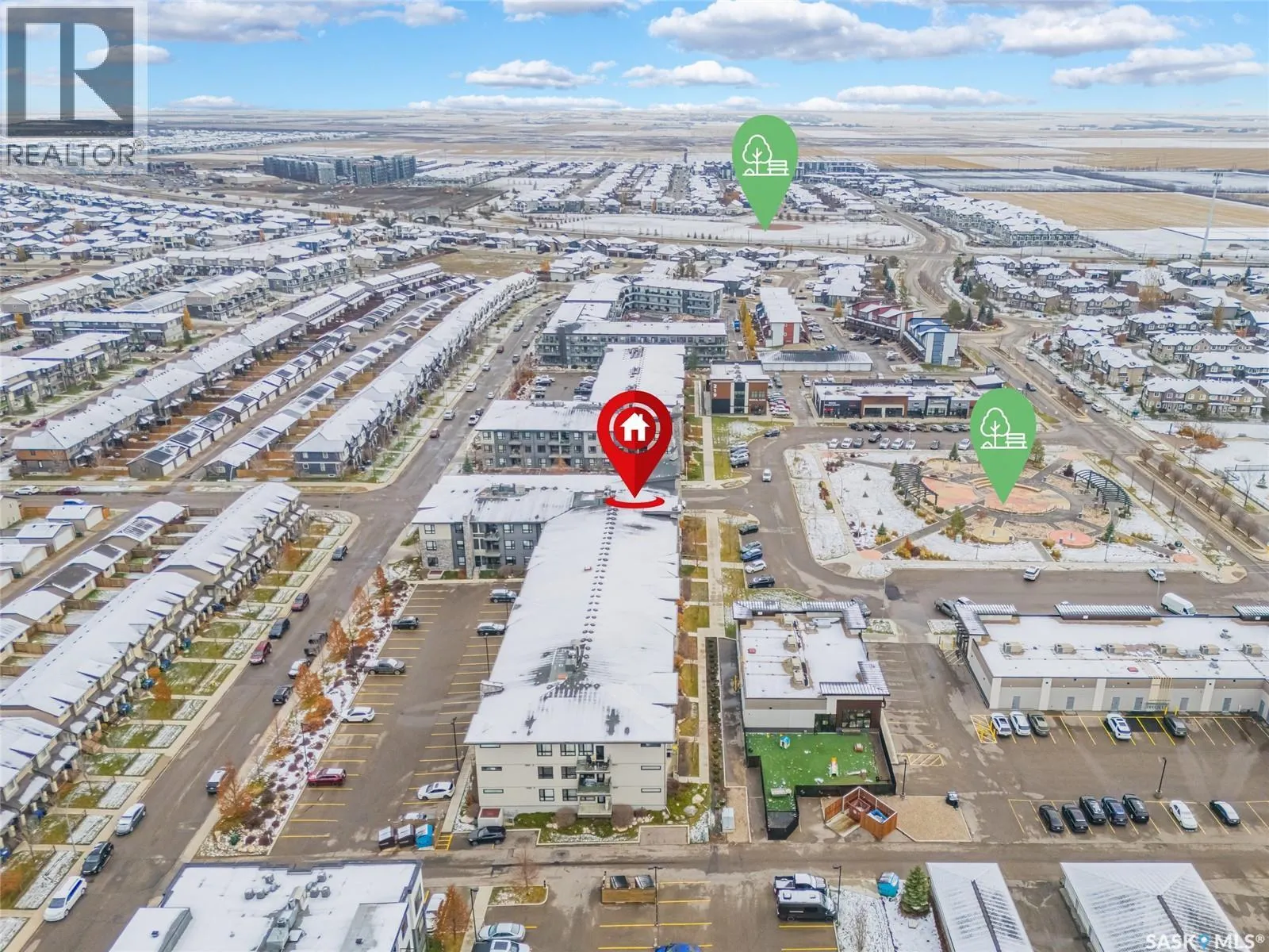 122 235 Evergreen SQUARE