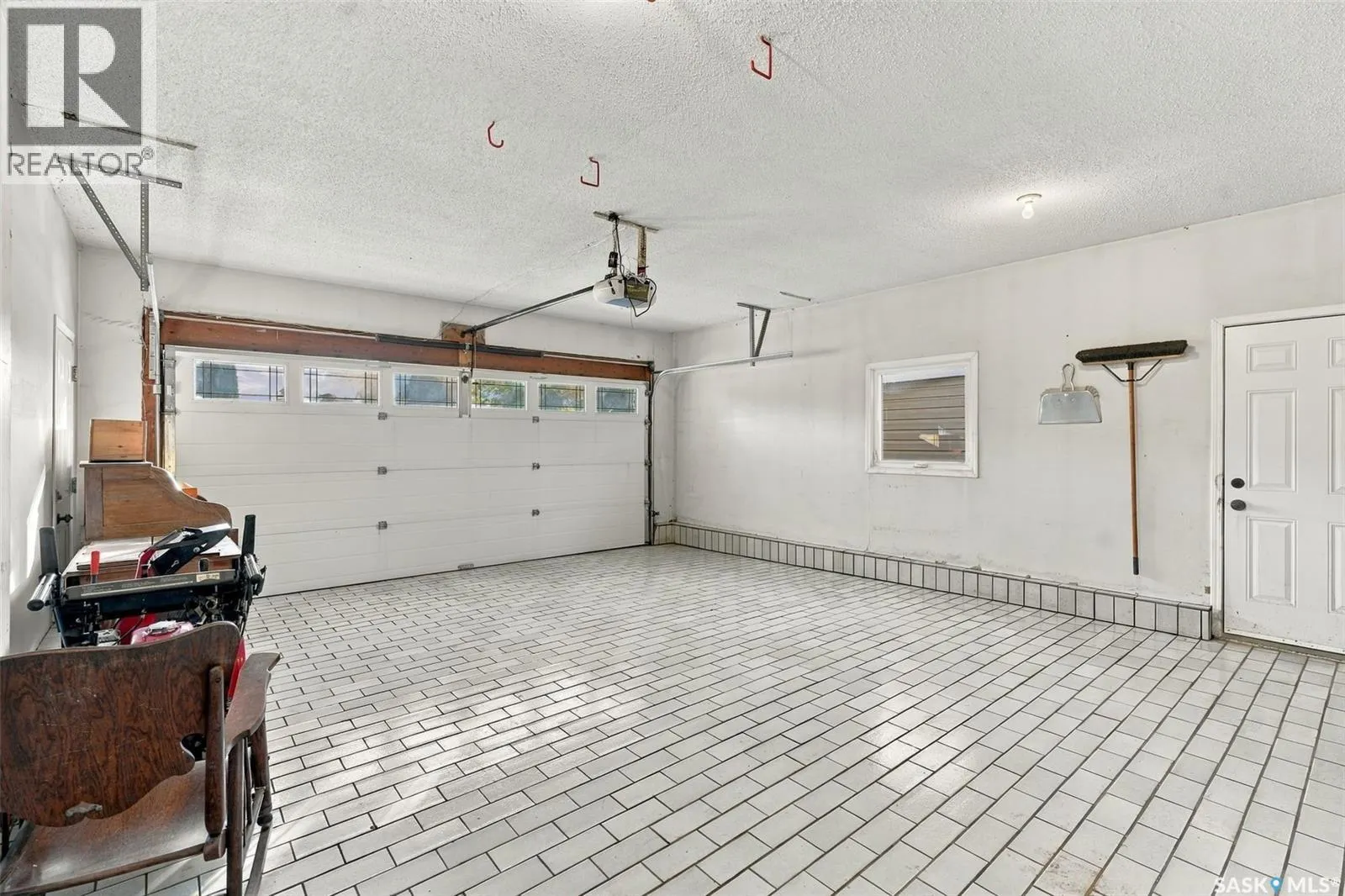 226 Gustin PLACE