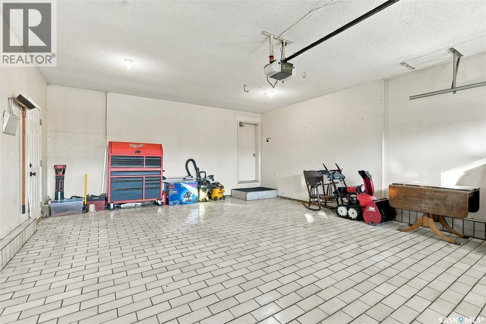 226 Gustin PLACE