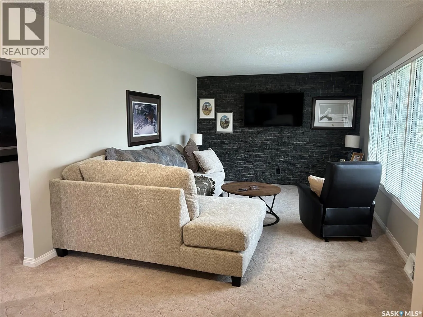 121 Moir DRIVE