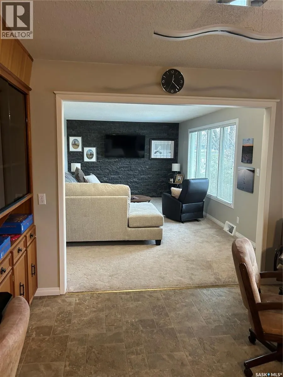 121 Moir DRIVE