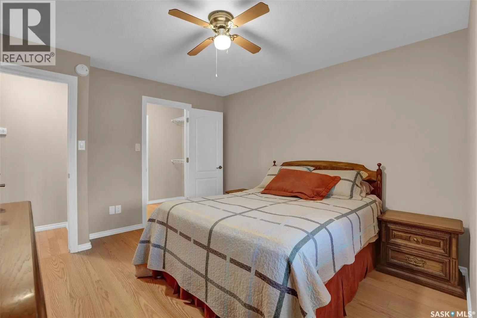 301 2885 Arens ROAD E