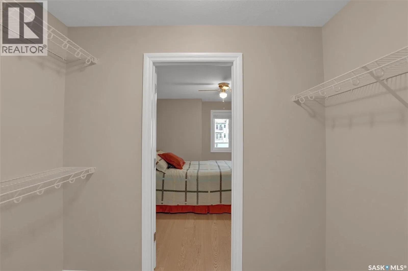 301 2885 Arens ROAD E