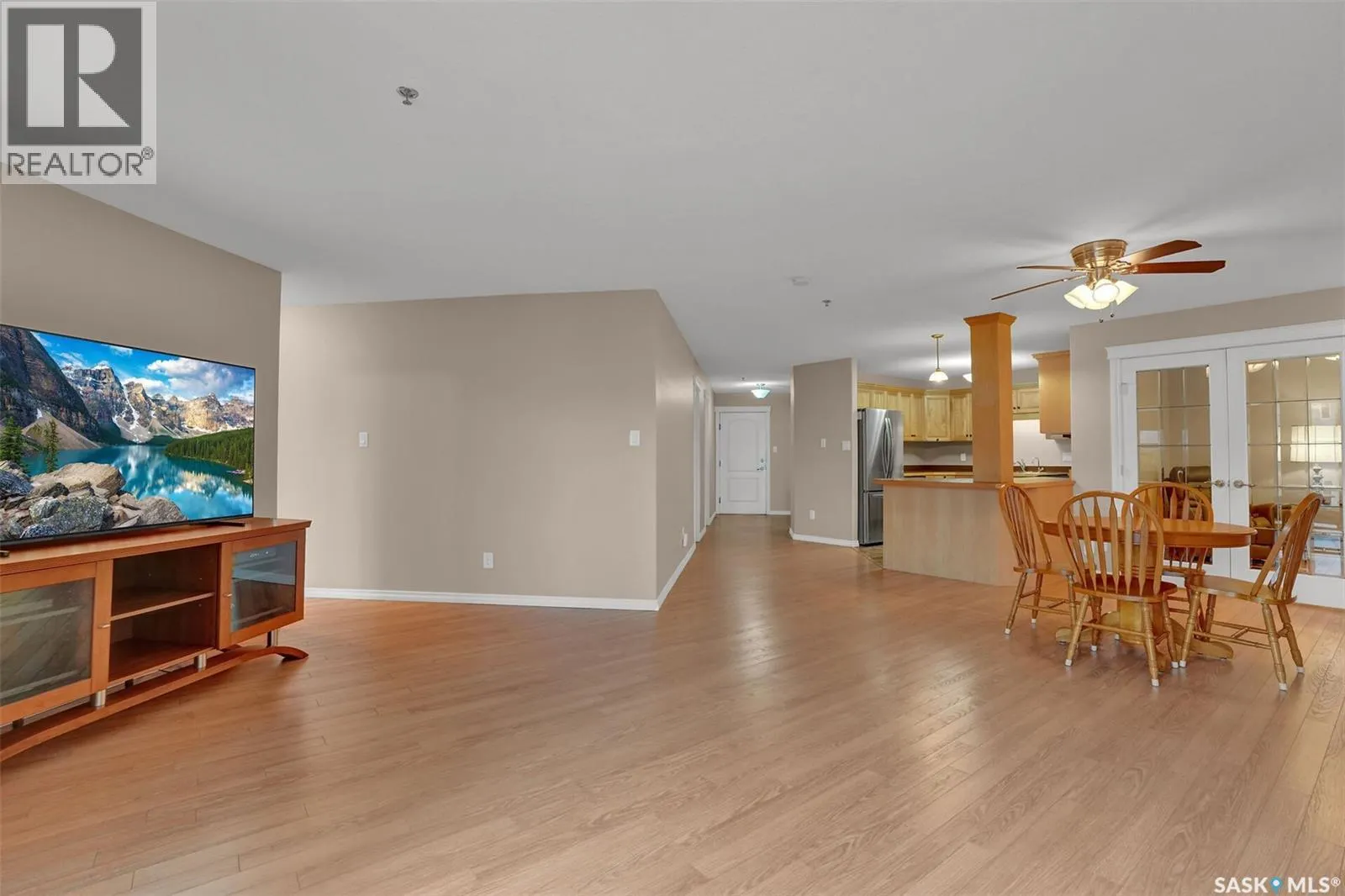 301 2885 Arens ROAD E