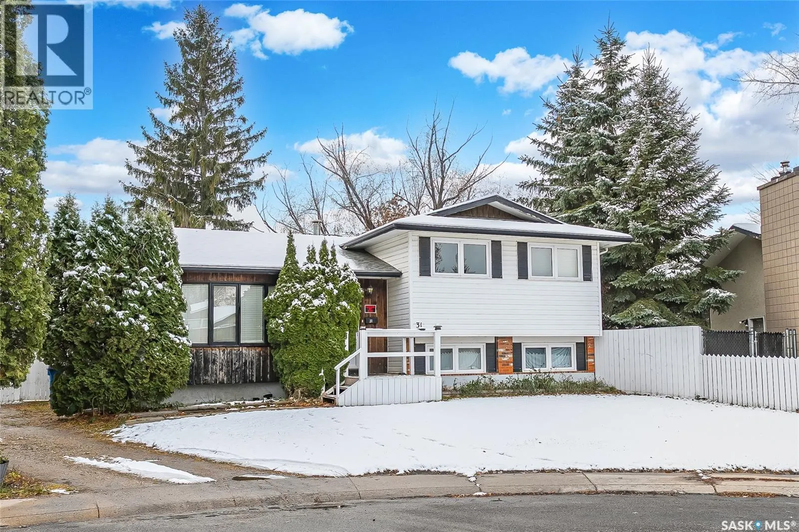 31 Bushe PLACE