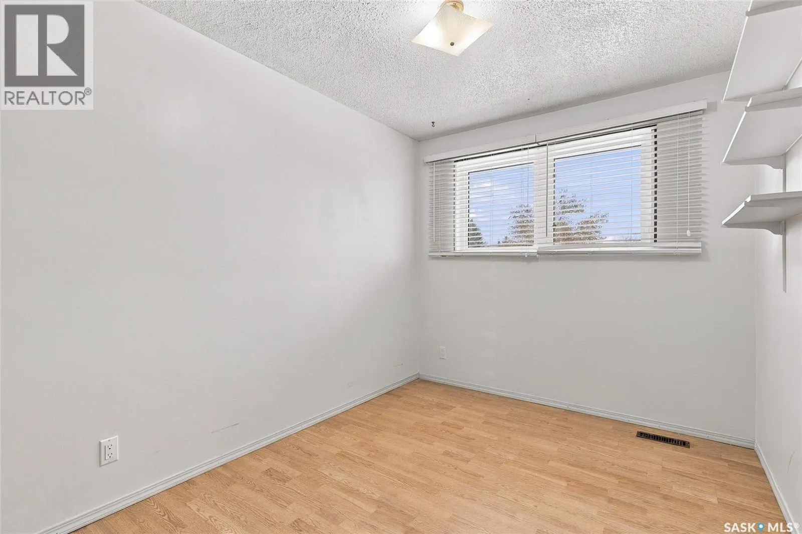 31 Bushe PLACE