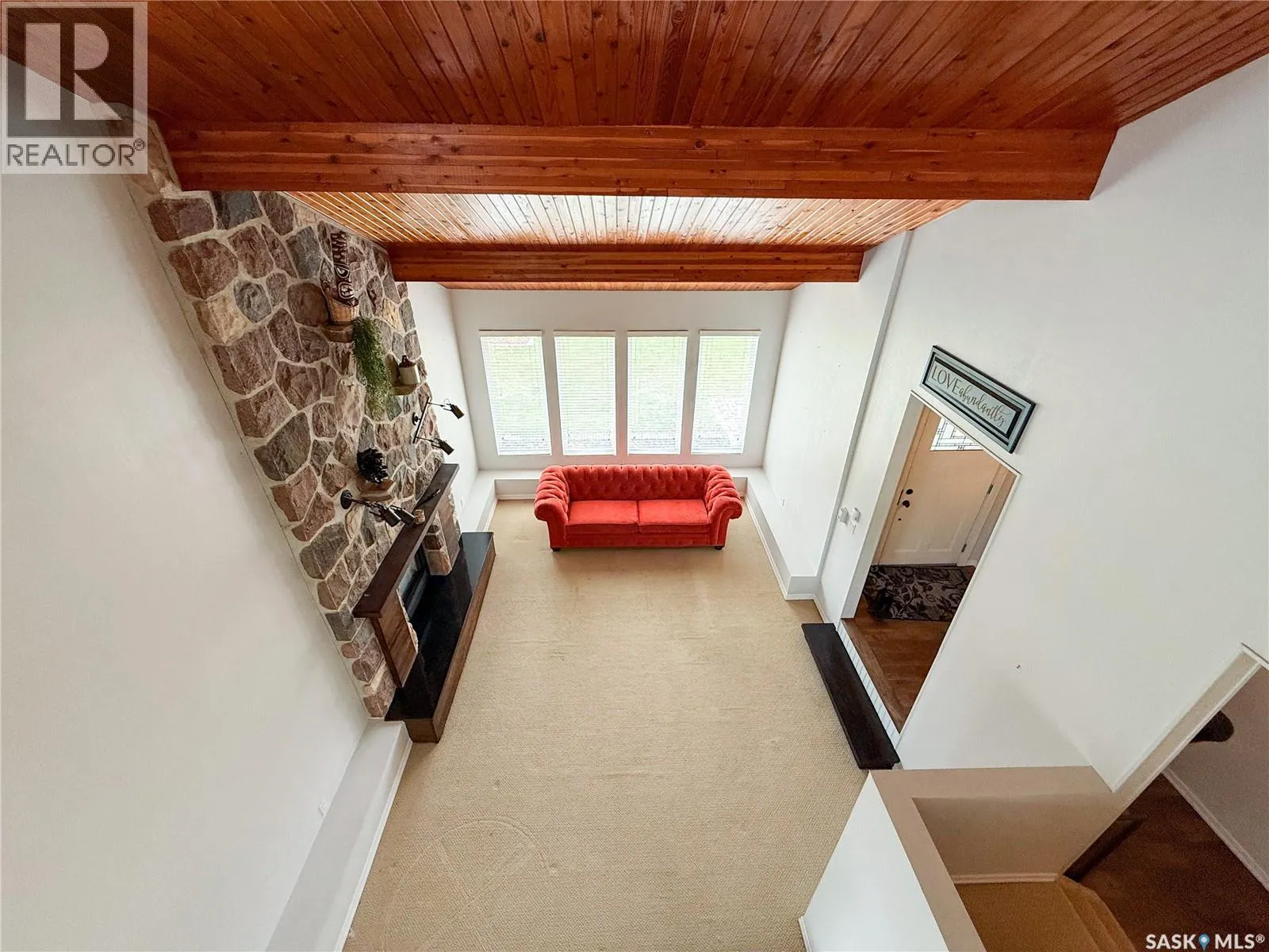 436 4th STREET E