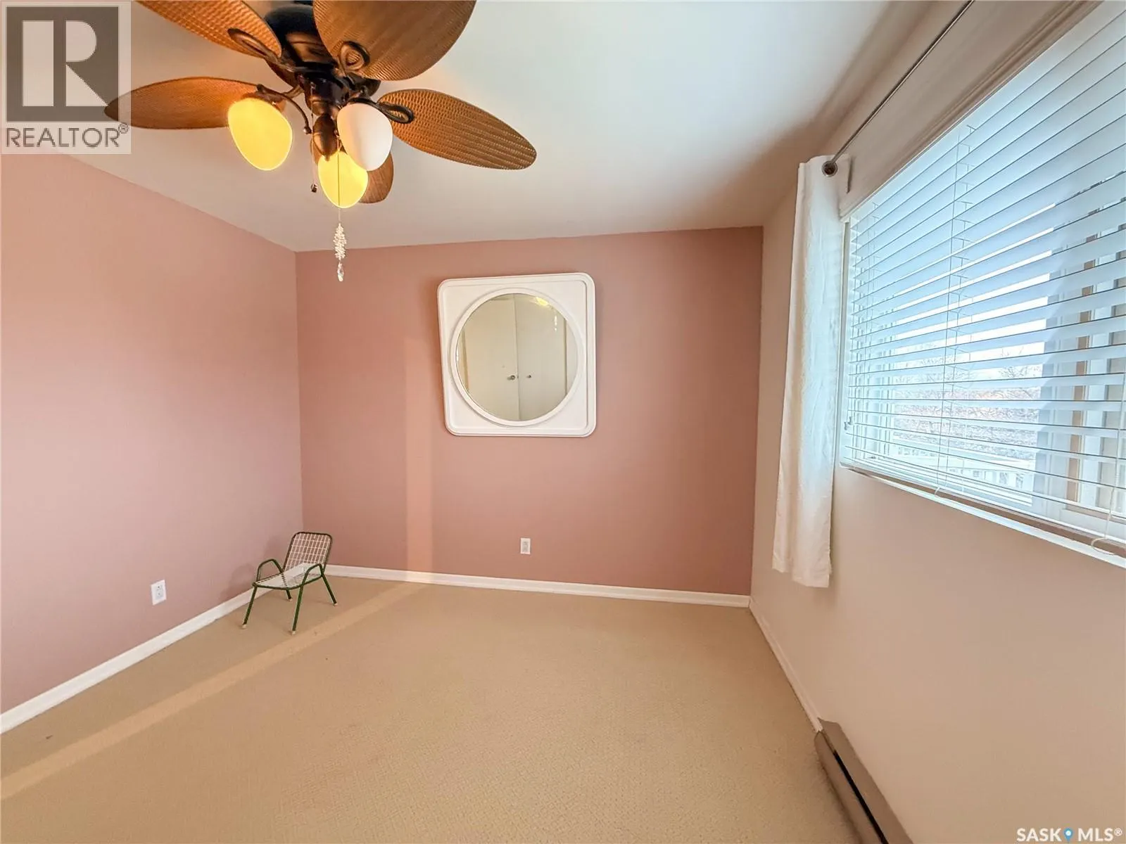 436 4th STREET E
