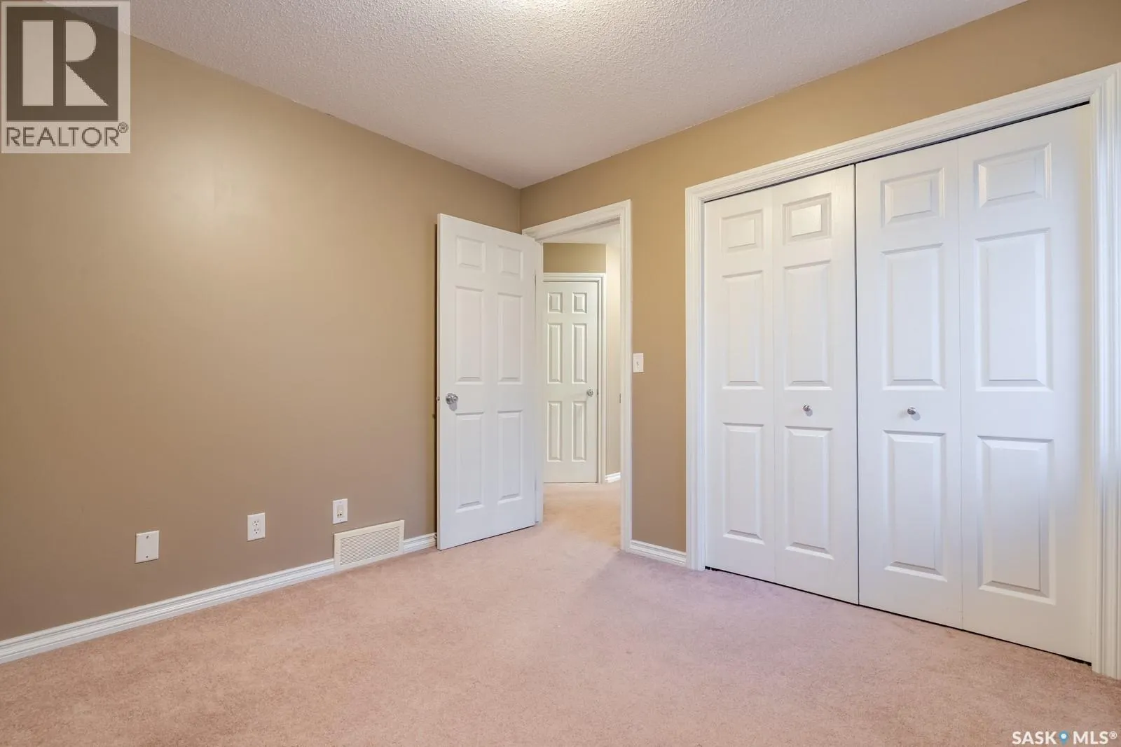 39 2400 Tell PLACE