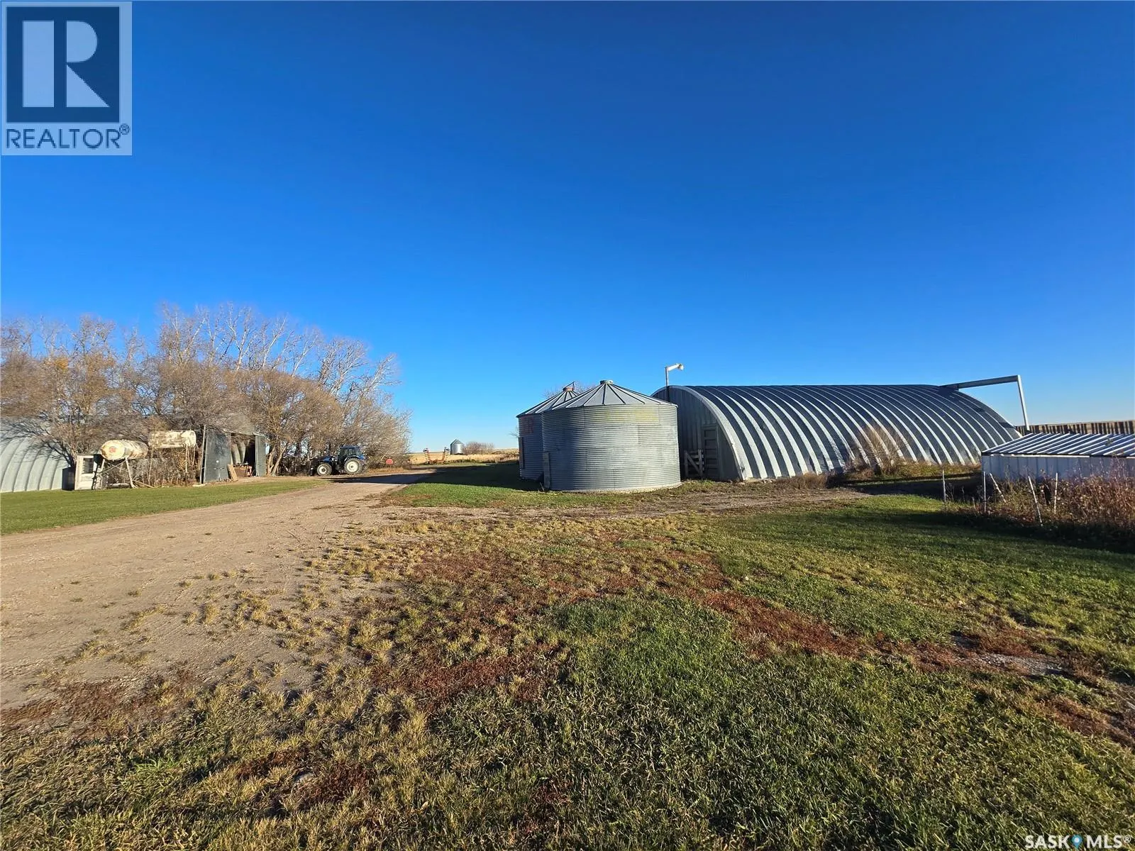 Oakshela North Acreage