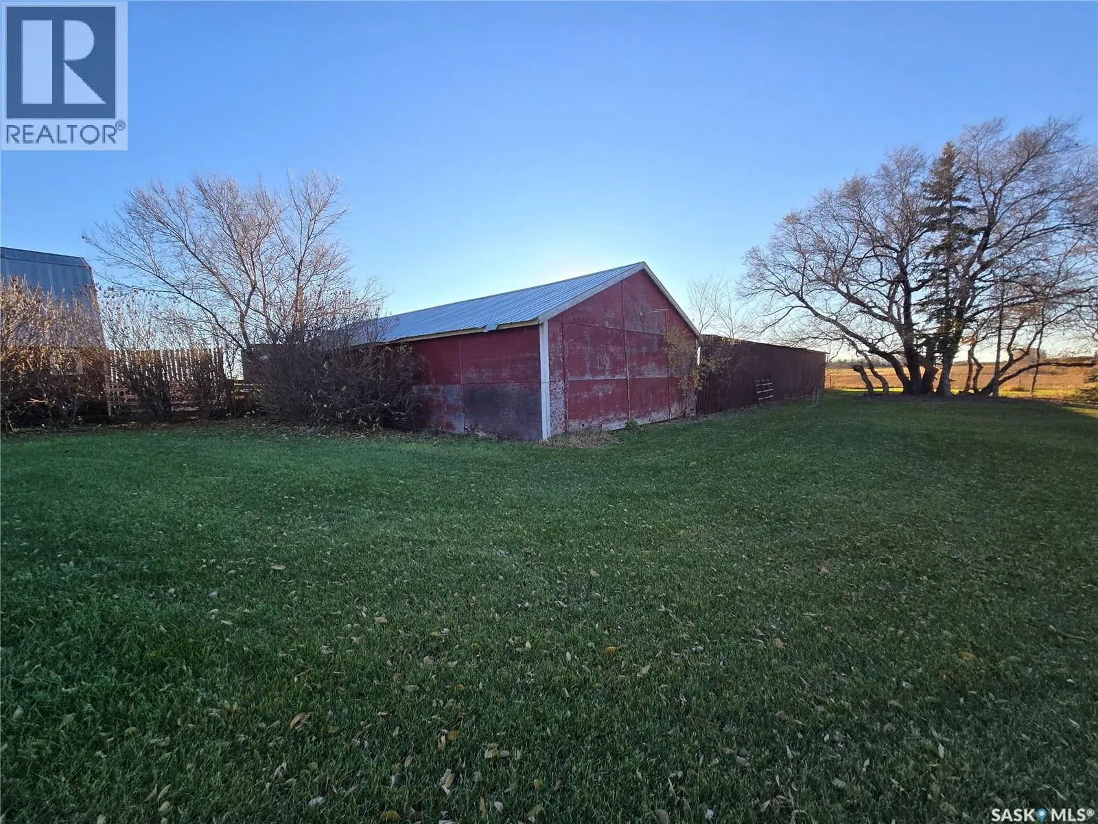 Oakshela North Acreage