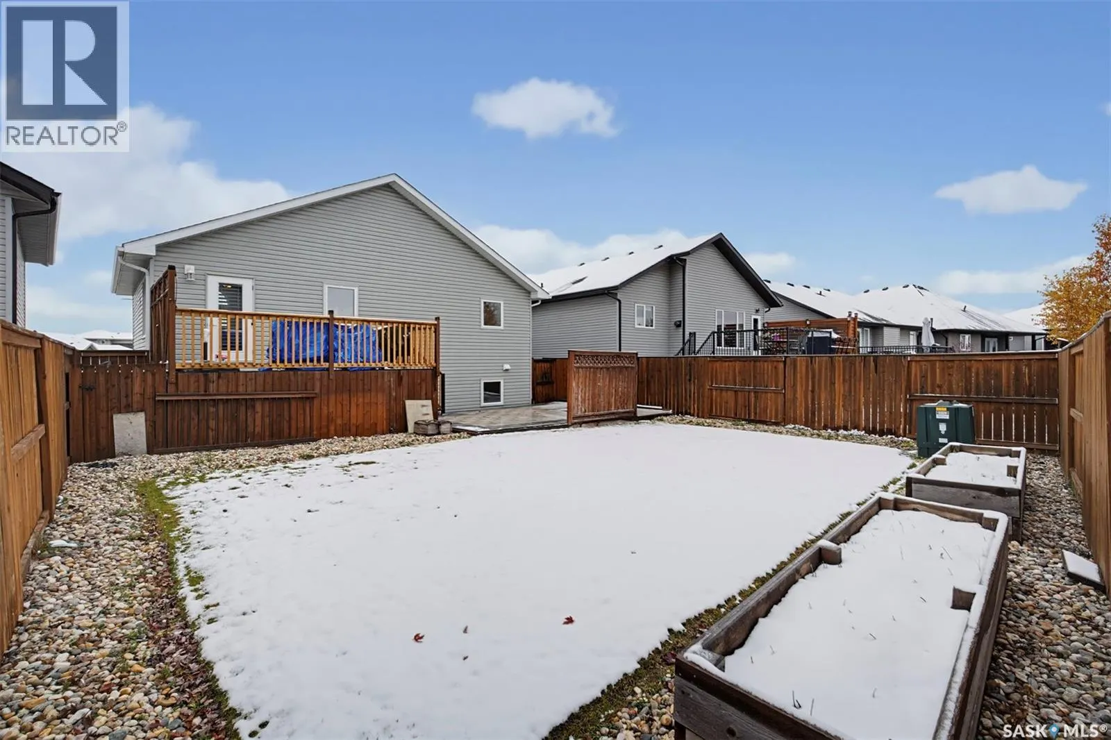 754 HARGREAVES CRESCENT