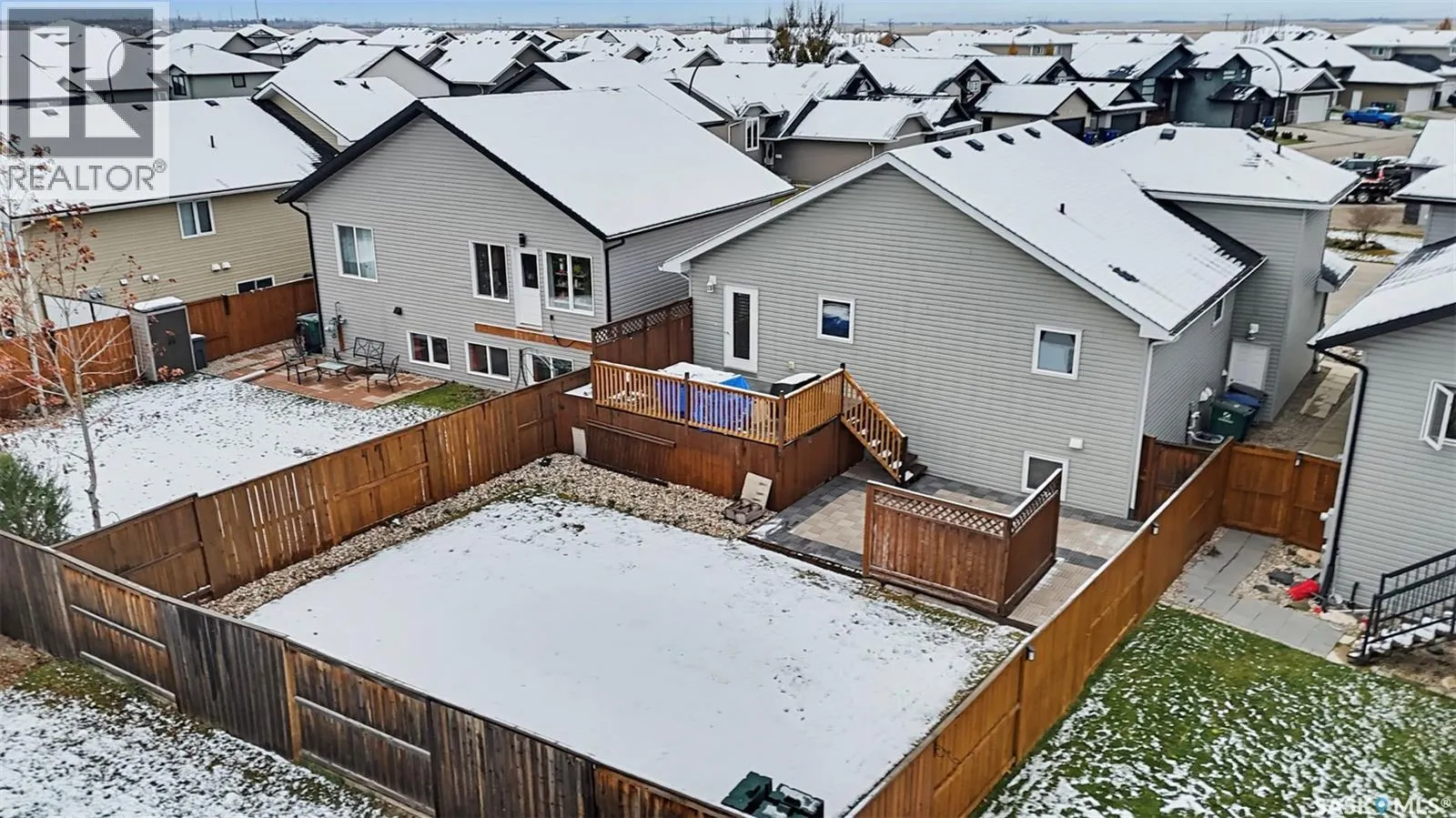 754 HARGREAVES CRESCENT