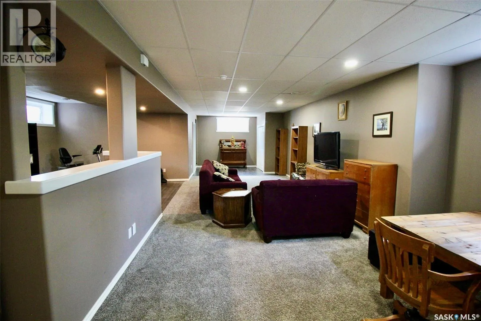 300 7th STREET