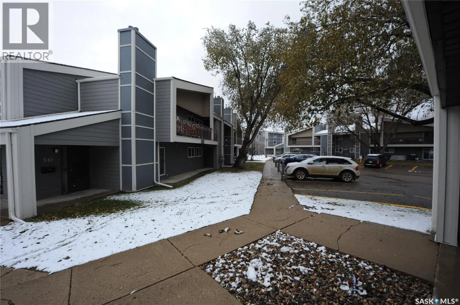 416 425 115th STREET E