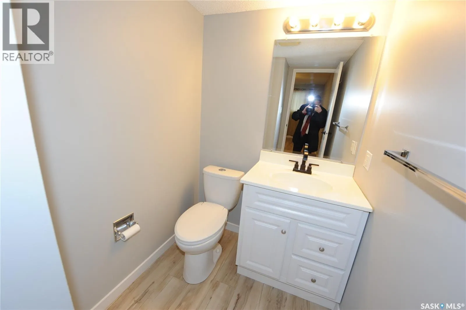 416 425 115th STREET E