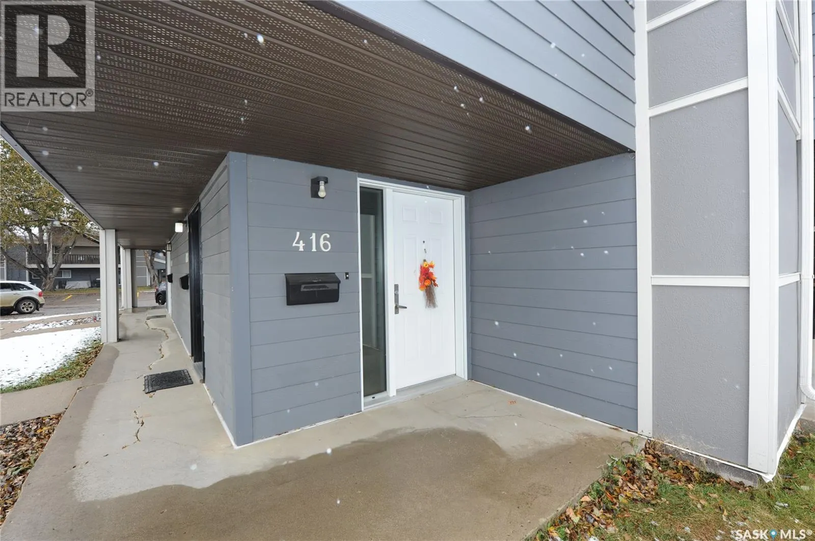416 425 115th STREET E
