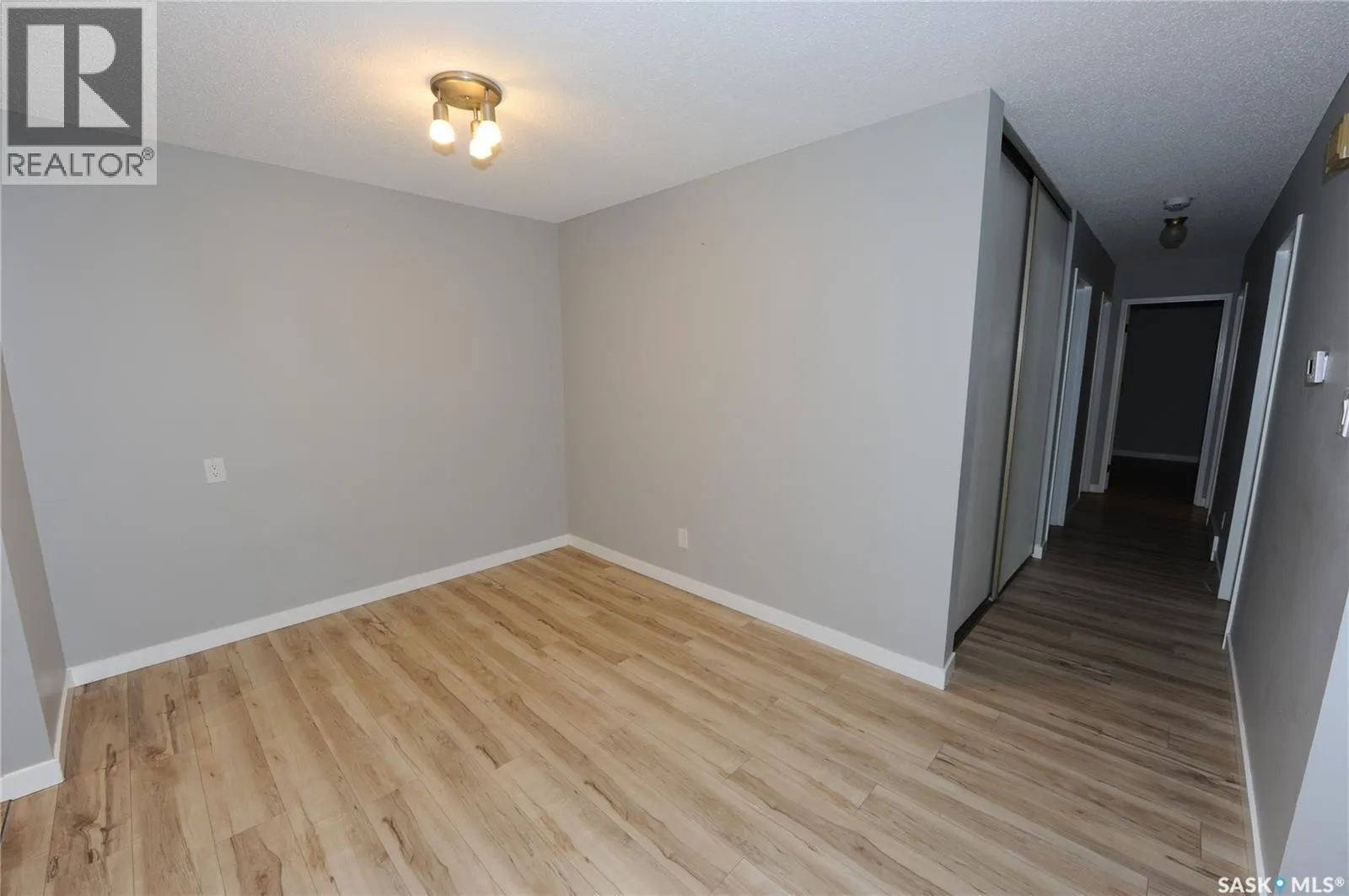 416 425 115th STREET E