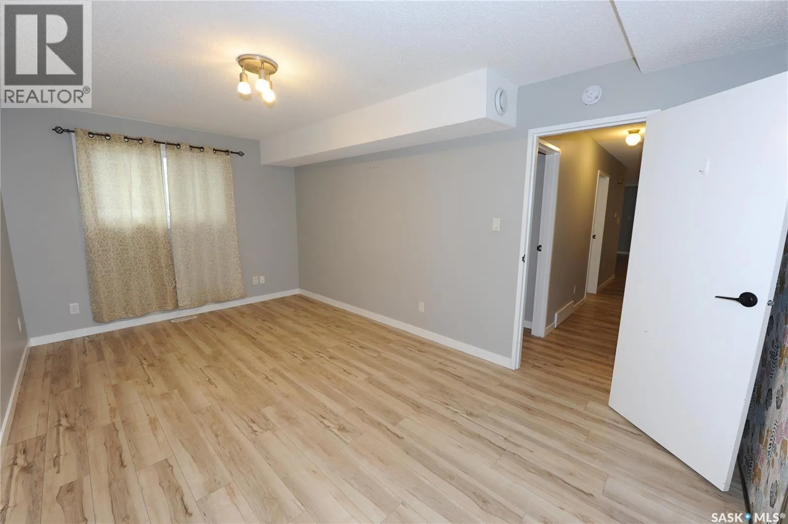 416 425 115th STREET E