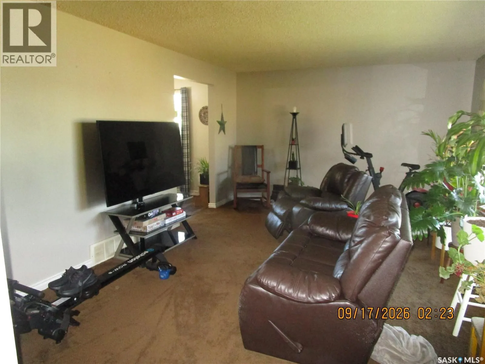 36 PATRICIA DRIVE
