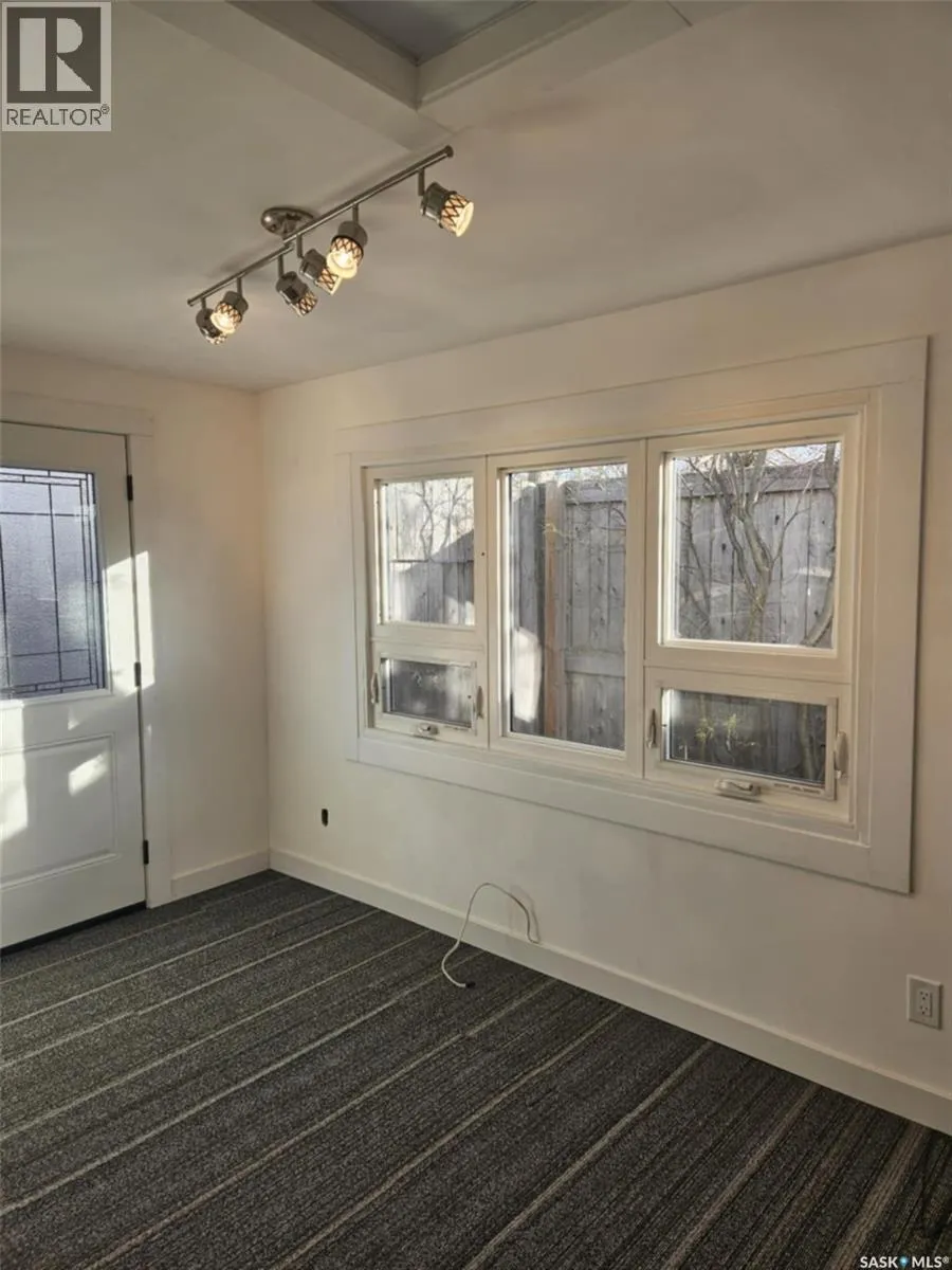 231 4th STREET