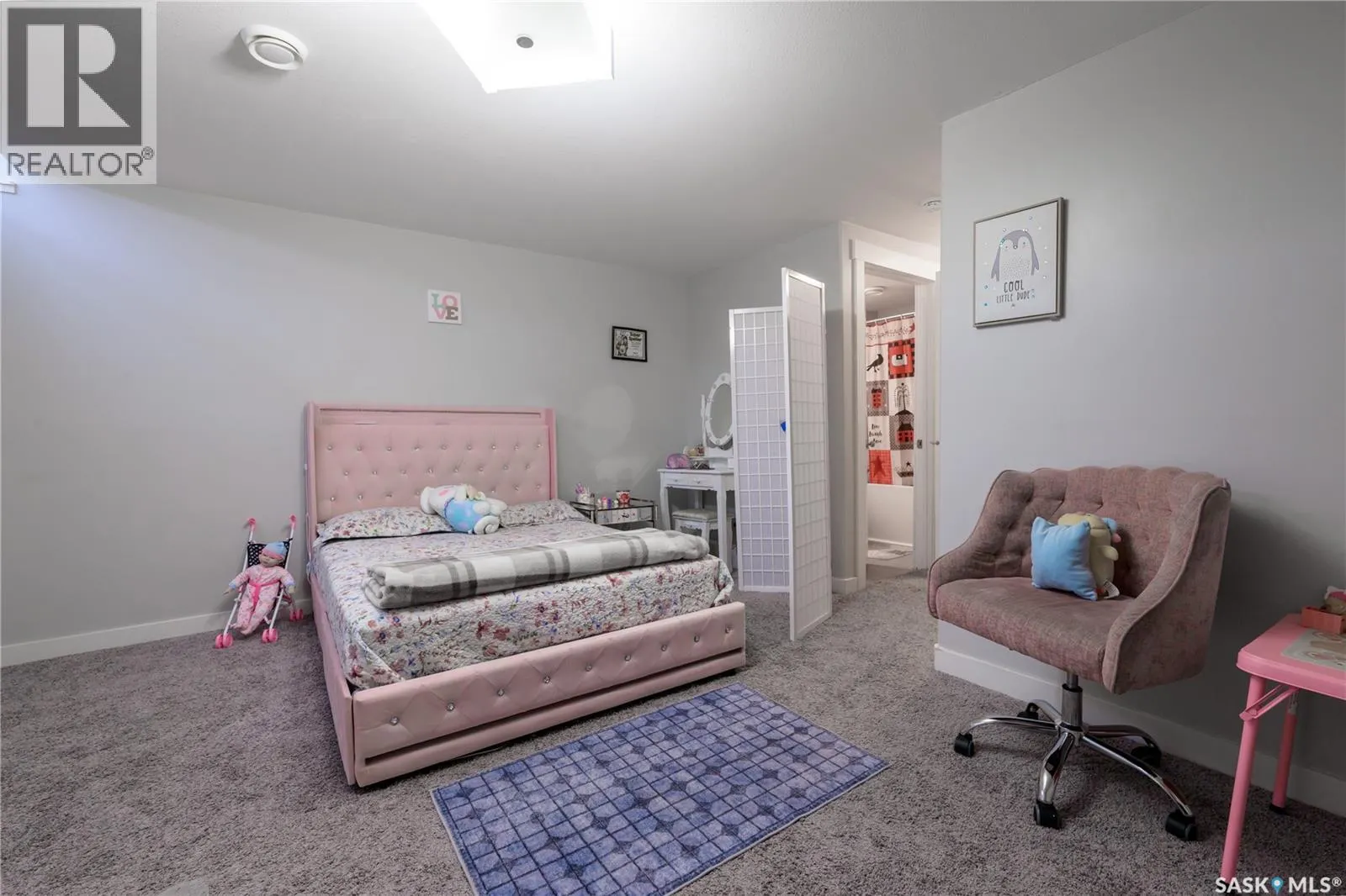 5656 TUTOR WAY
