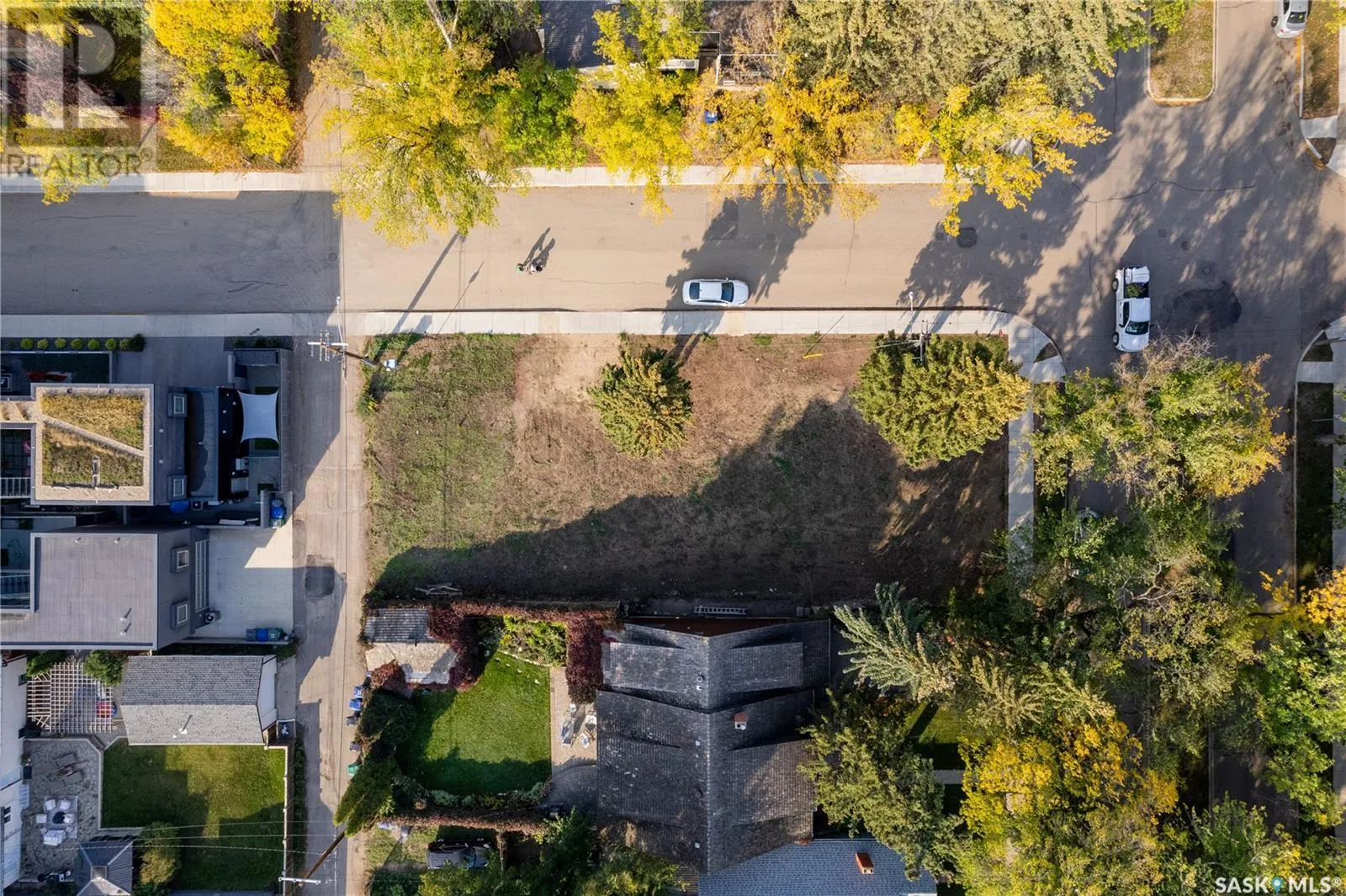 675A University DRIVE