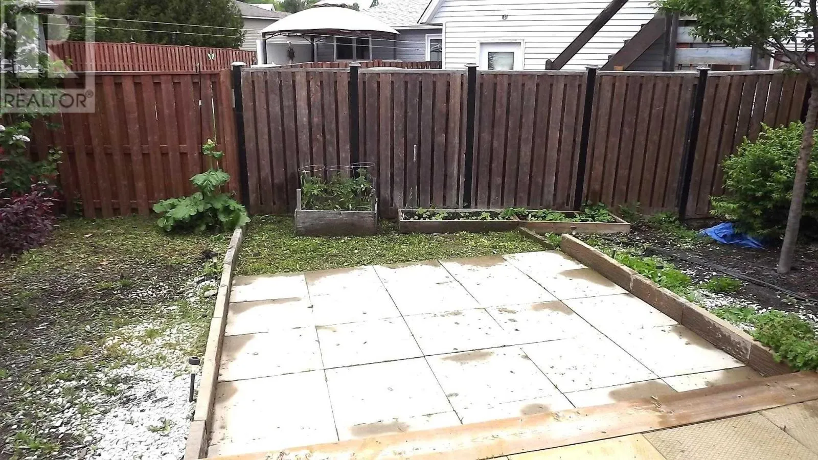 46 Stewart CRES