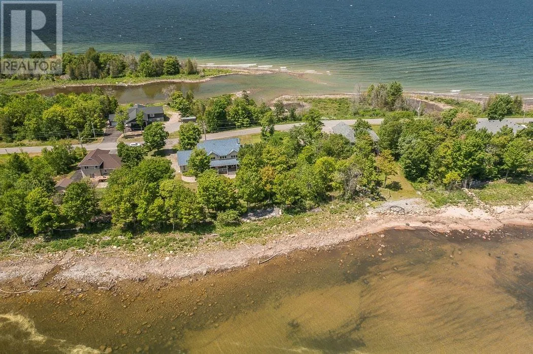 21 Lighthouse Point DR
