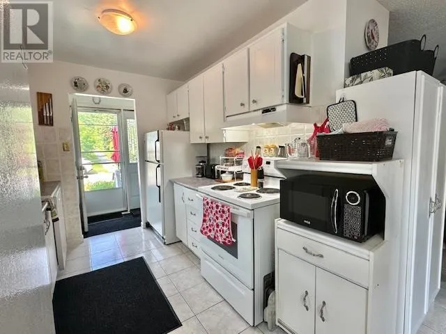 57 Hergott AVE