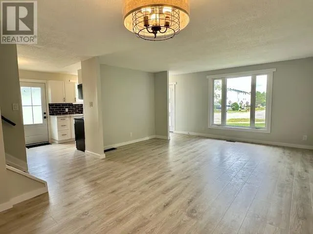 44 Farrell CRES