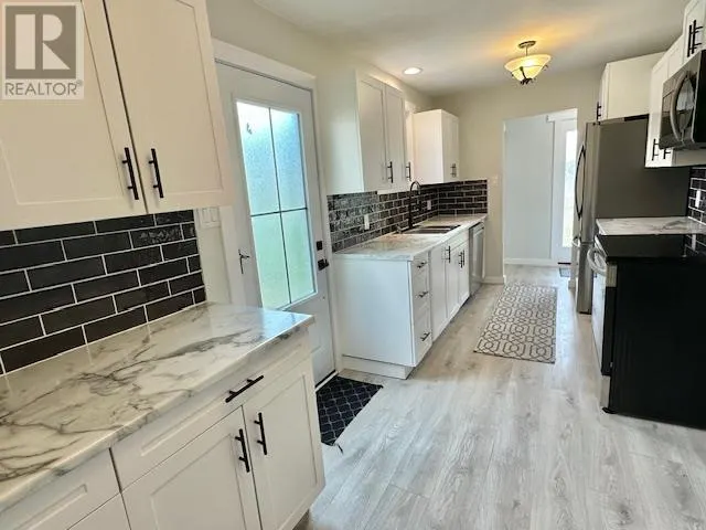 44 Farrell CRES