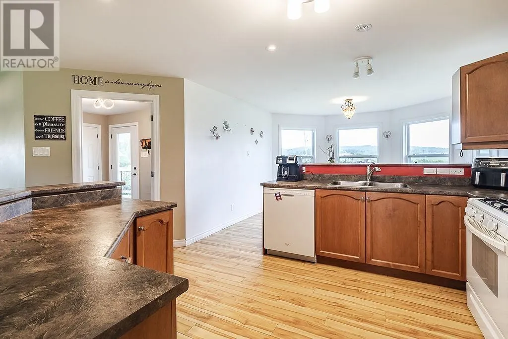 234 Echo Lake RD