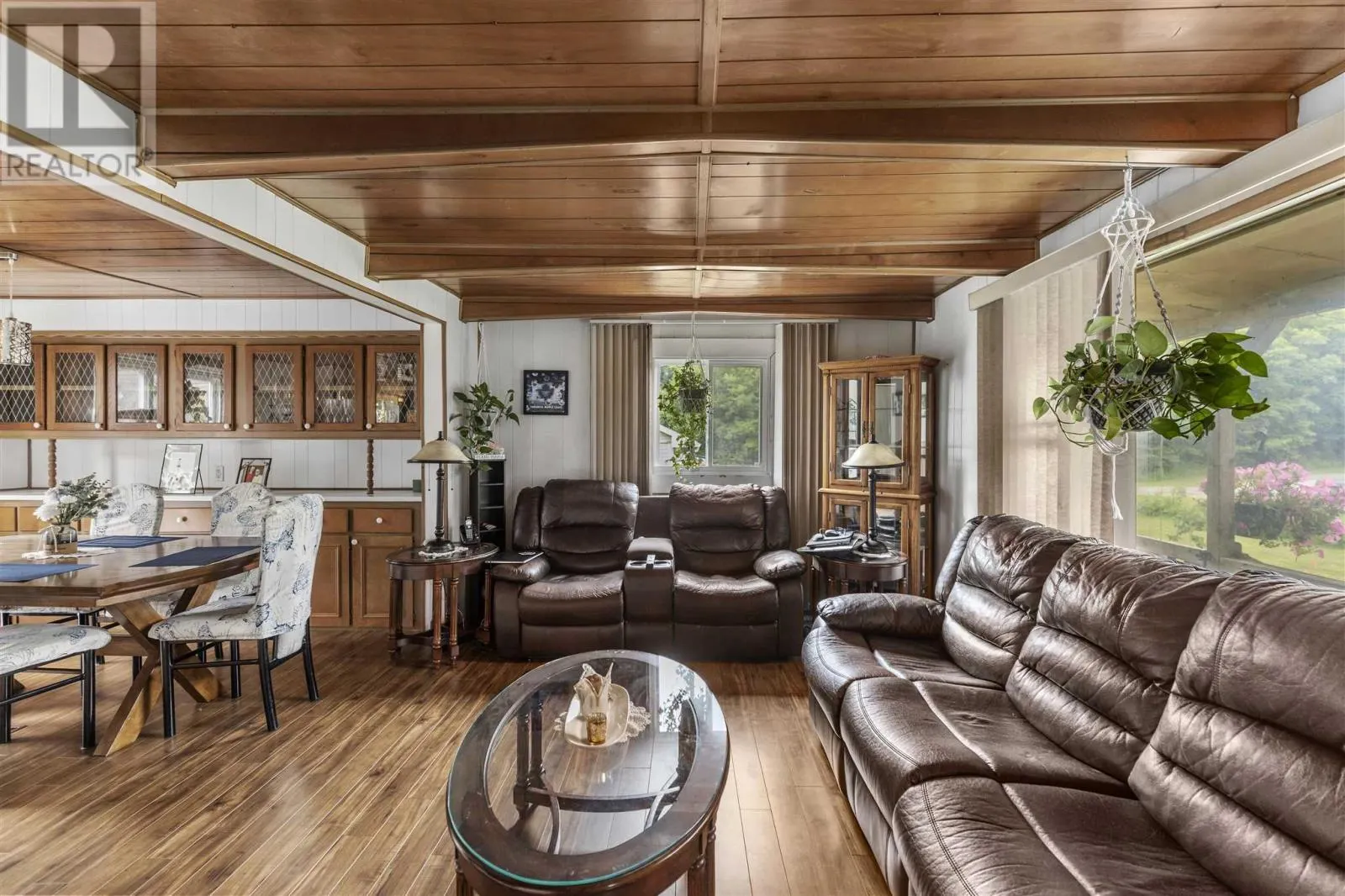 11 Olsen DR