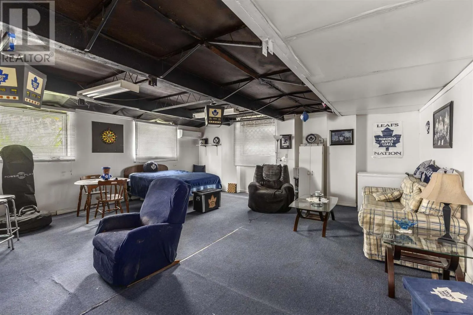 11 Olsen DR