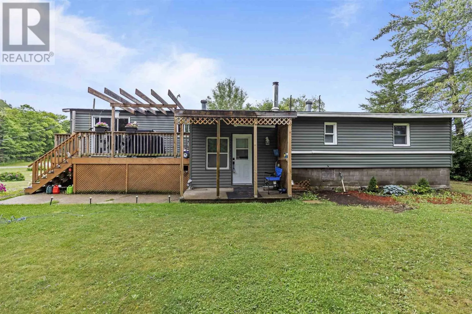 11 Olsen DR