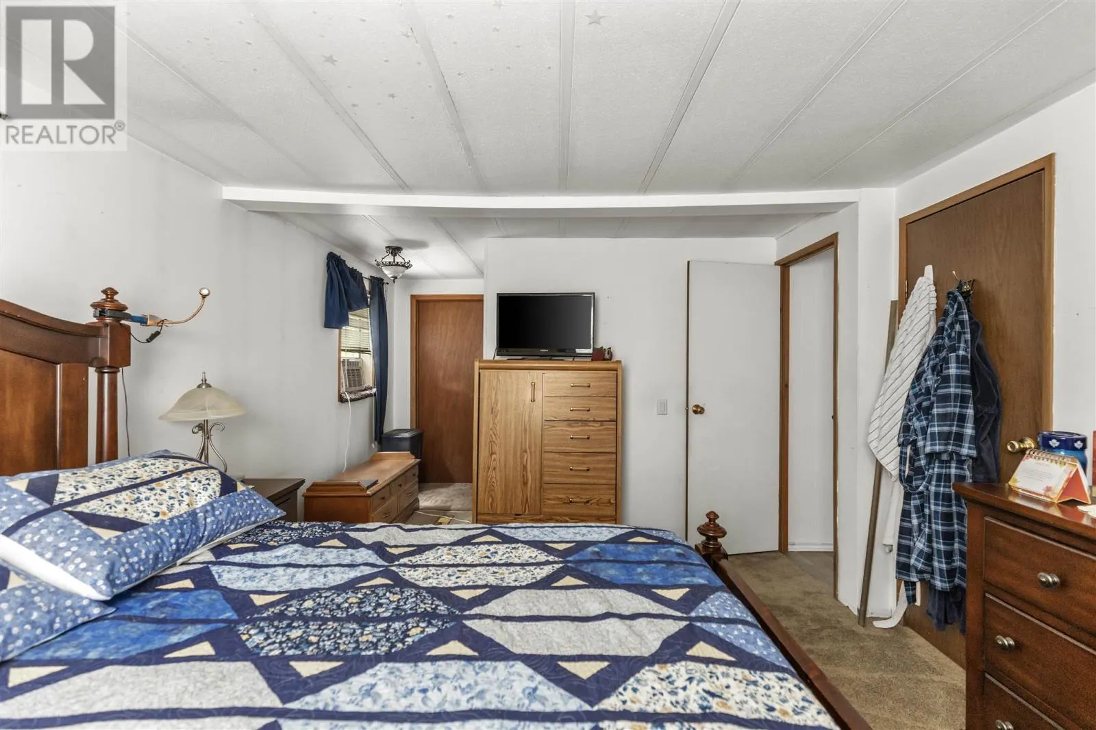 11 Olsen DR