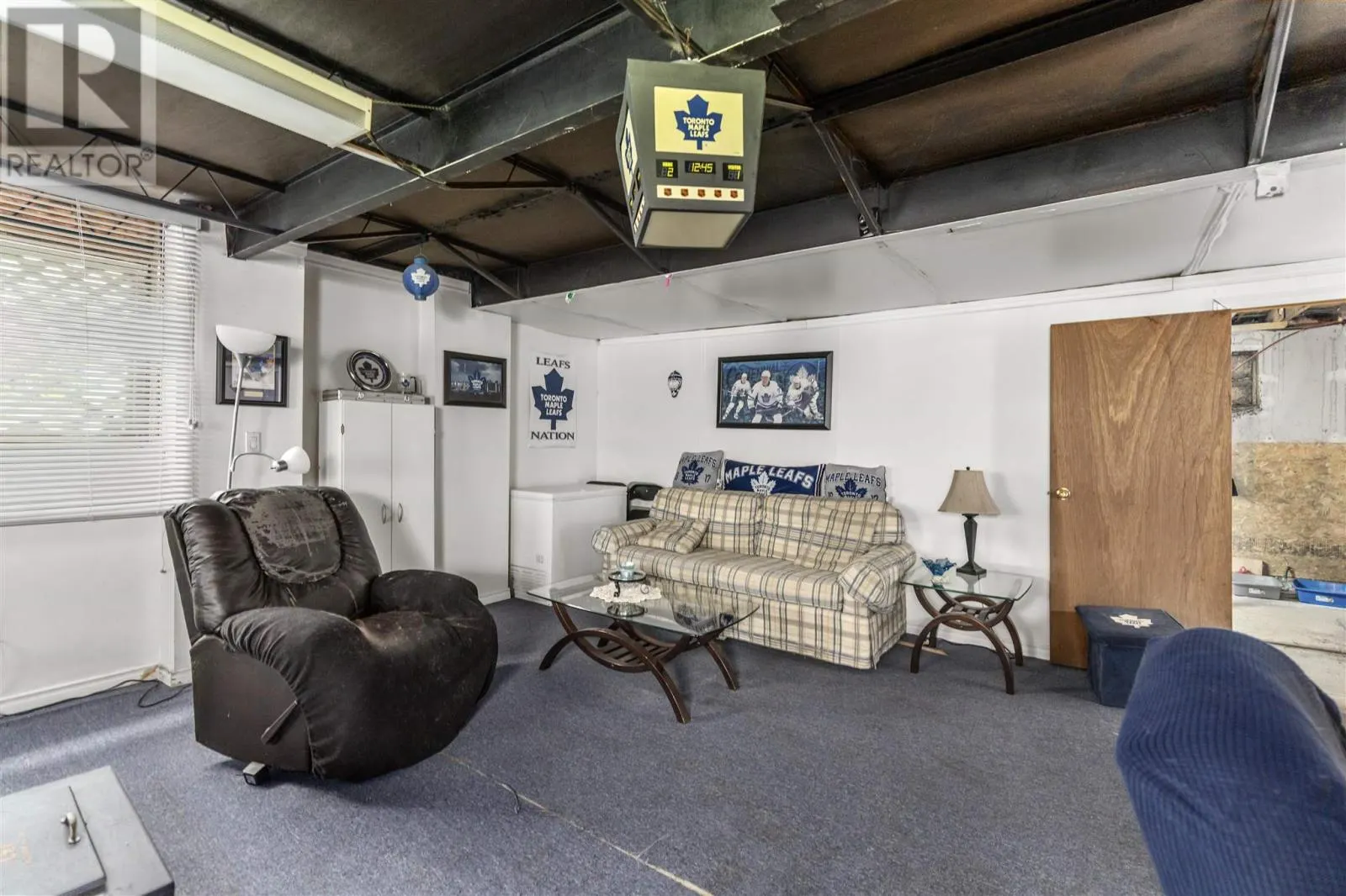 11 Olsen DR