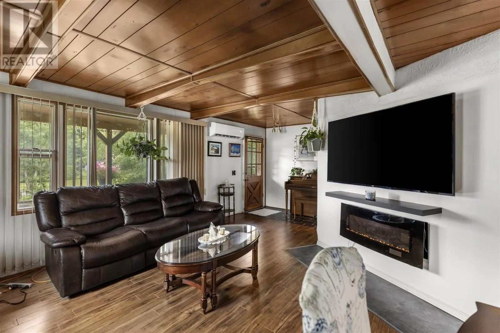 11 Olsen DR