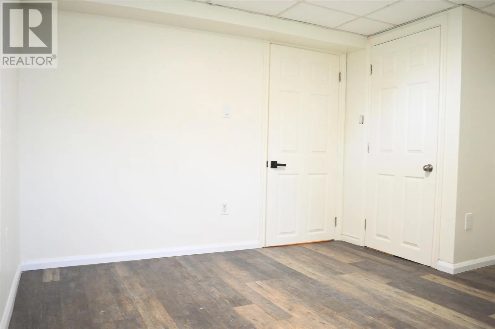 413 Northern AVE