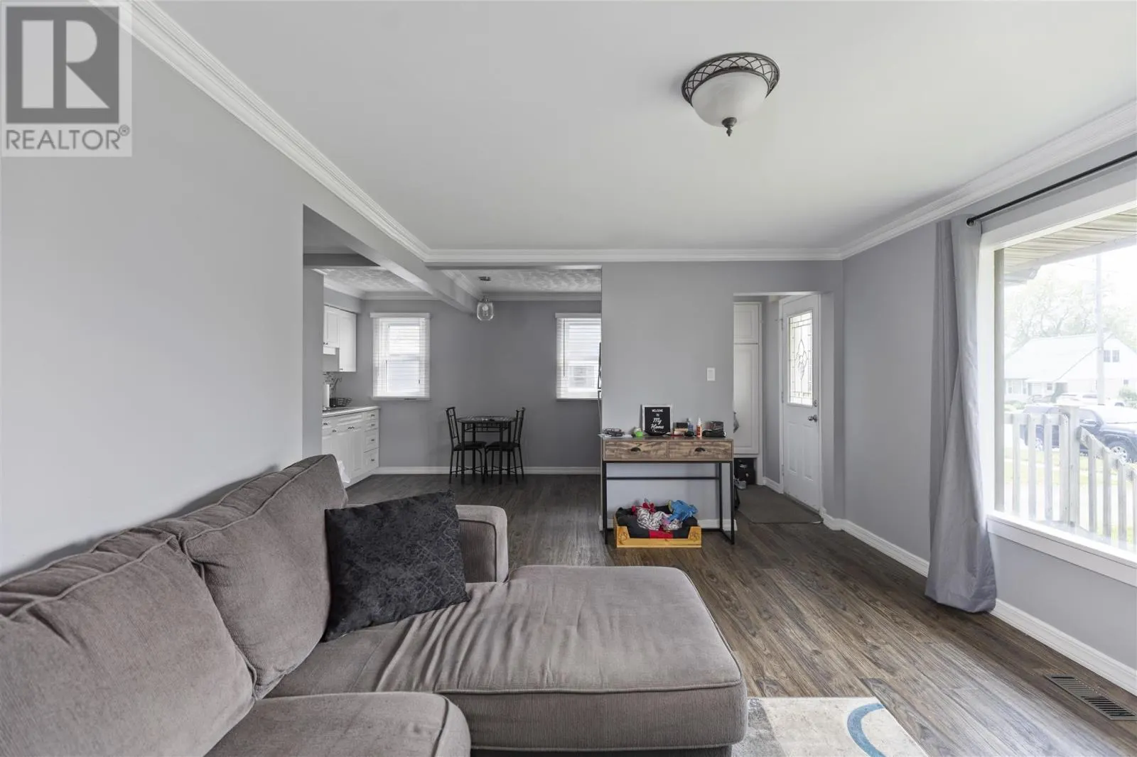 20 Campbell AVE