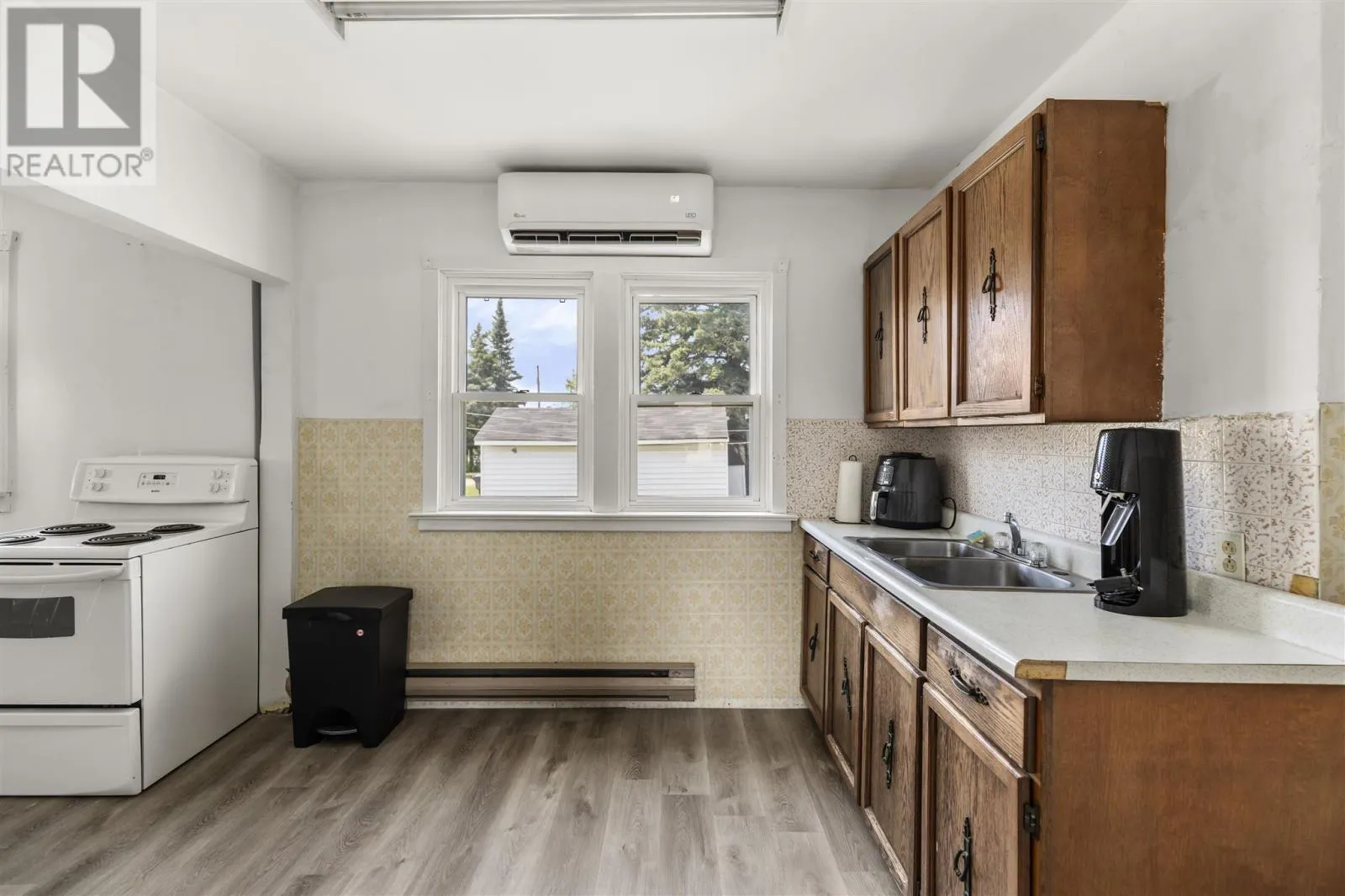 619 Farwell TER