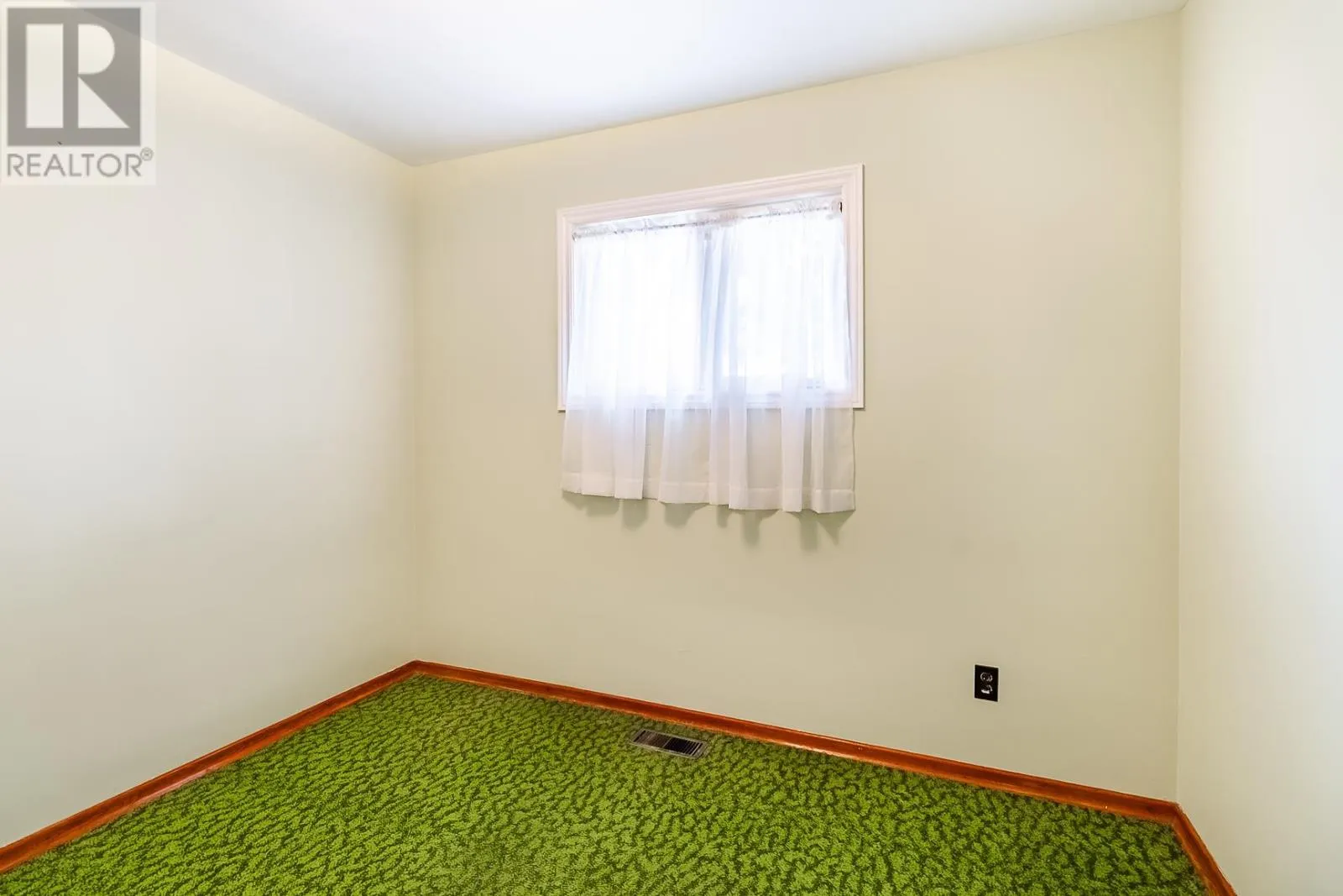 142 Malabar DR