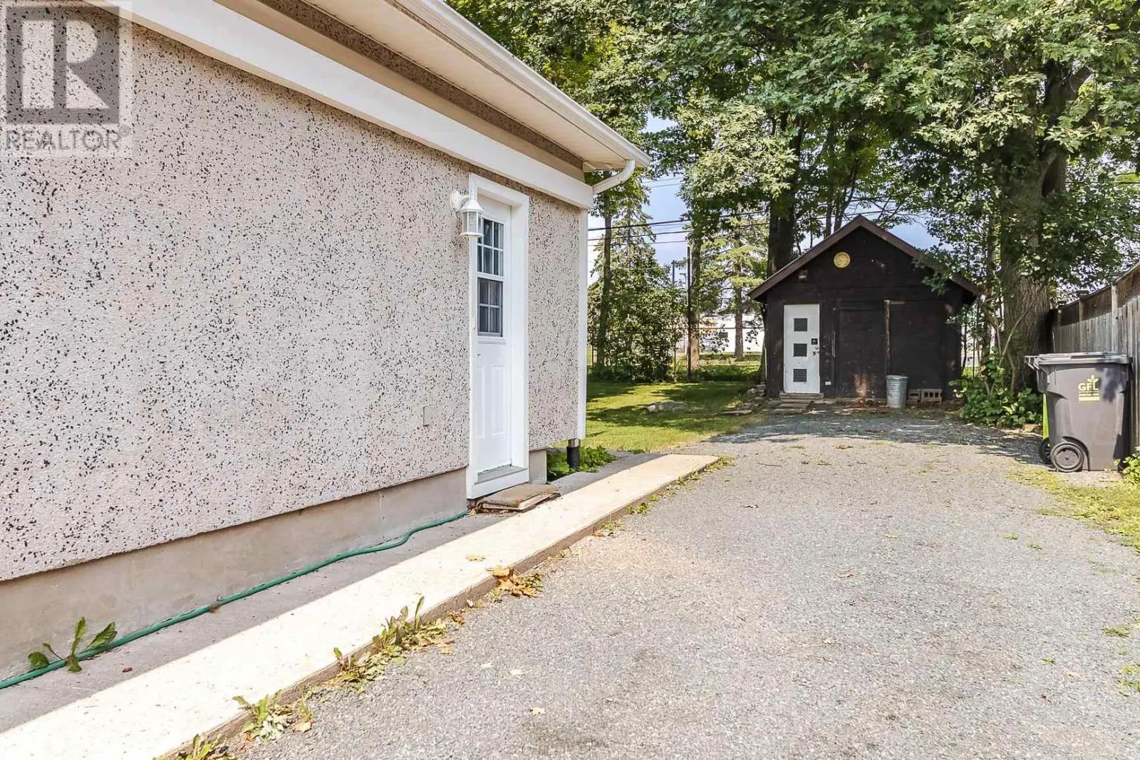 142 Malabar DR