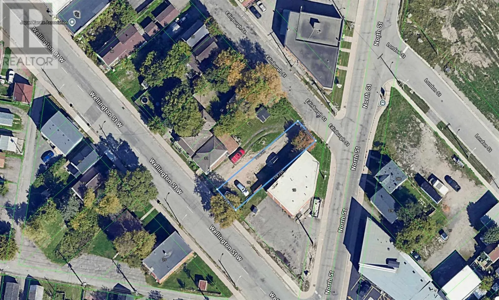 26 Wellington ST W