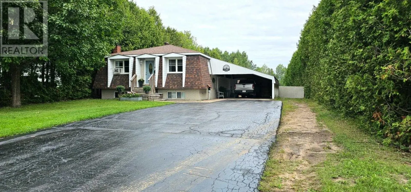 110 Dacey RD