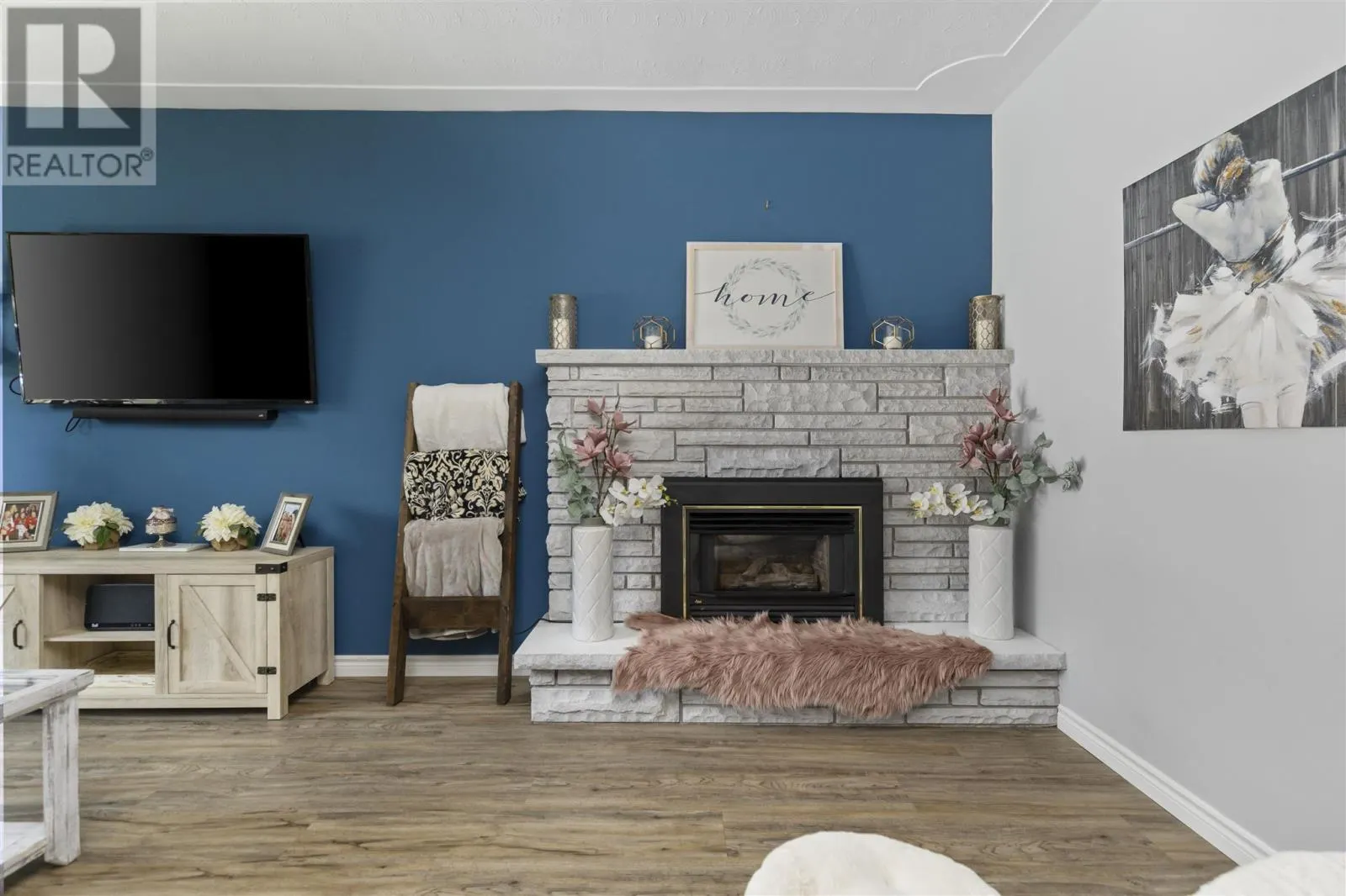 110 Florwin DR