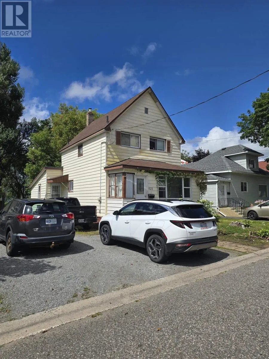 521 Bush ST